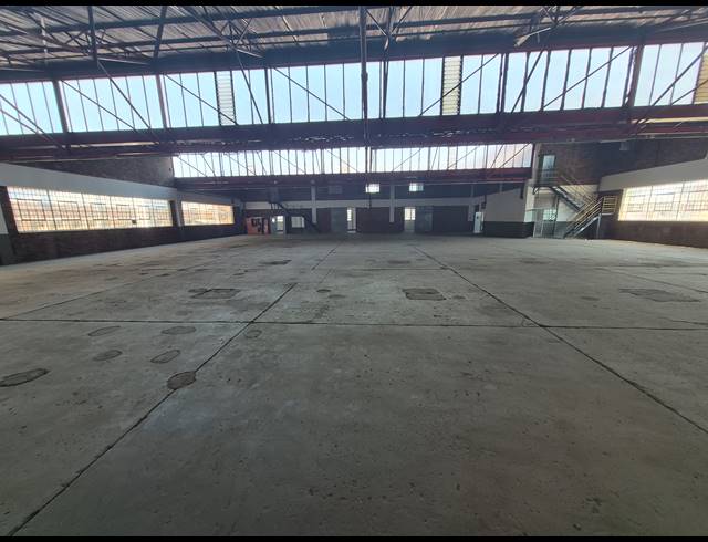 1,554M² WAREHOUSE TO LET IN BENROSE